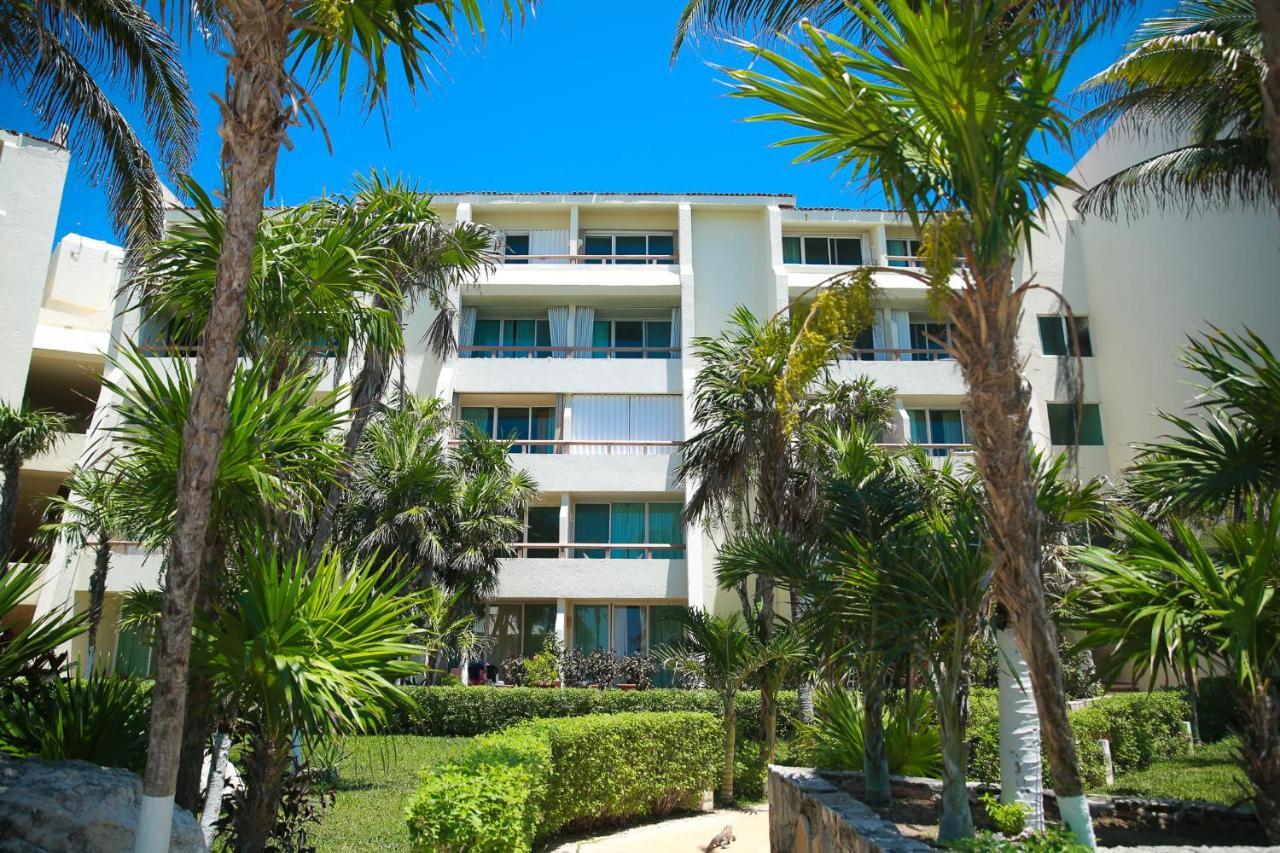 Solymar Beach Condos Cancún Exterior foto